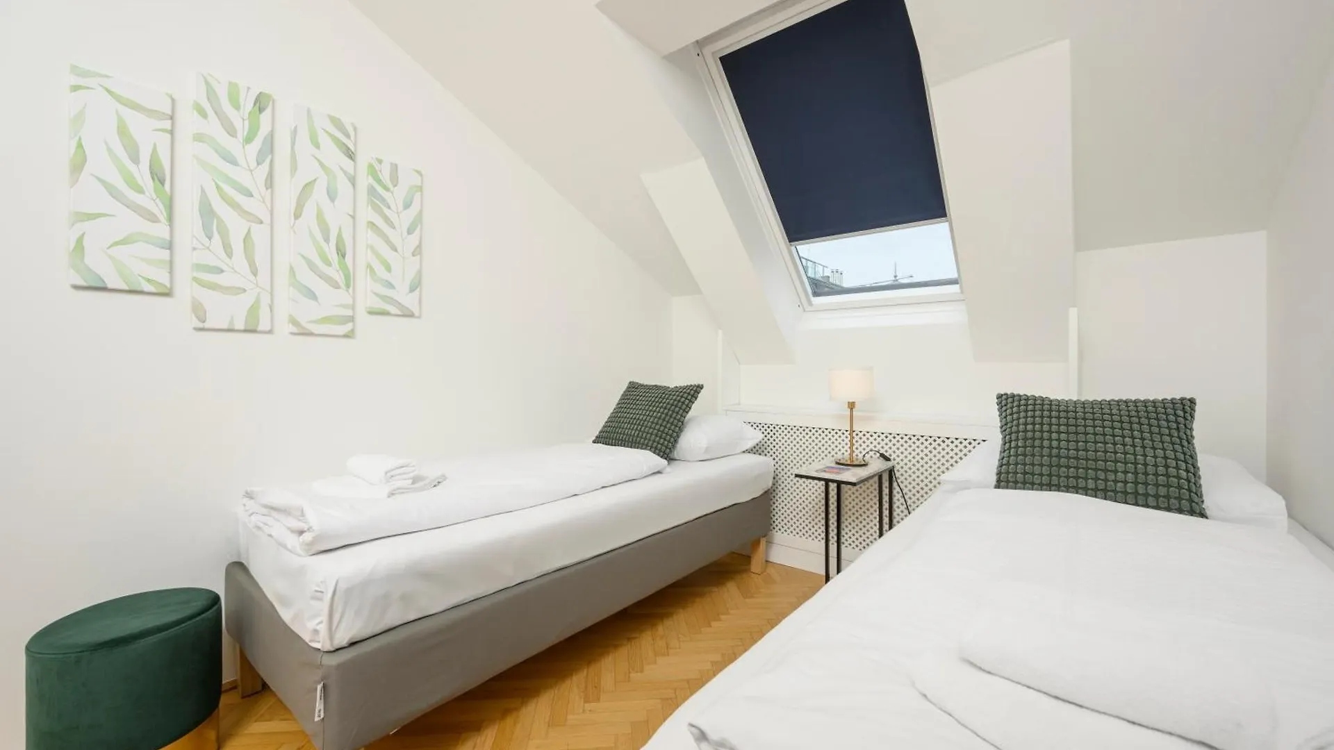 Vienna Rooftop Haven 120M, 3Br, Terrace, City Views! Austria