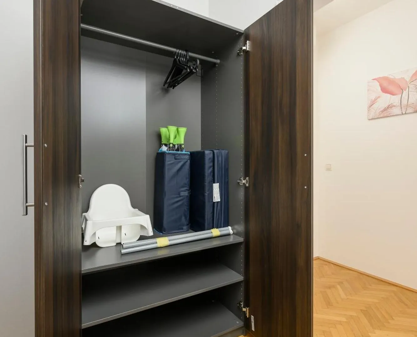 Apartment Vienna Rooftop Haven 120M, 3Br, Terrace, City Views!