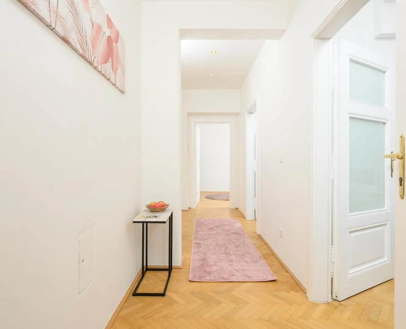 Vienna Rooftop Haven 120M, 3Br, Terrace, City Views! Austria