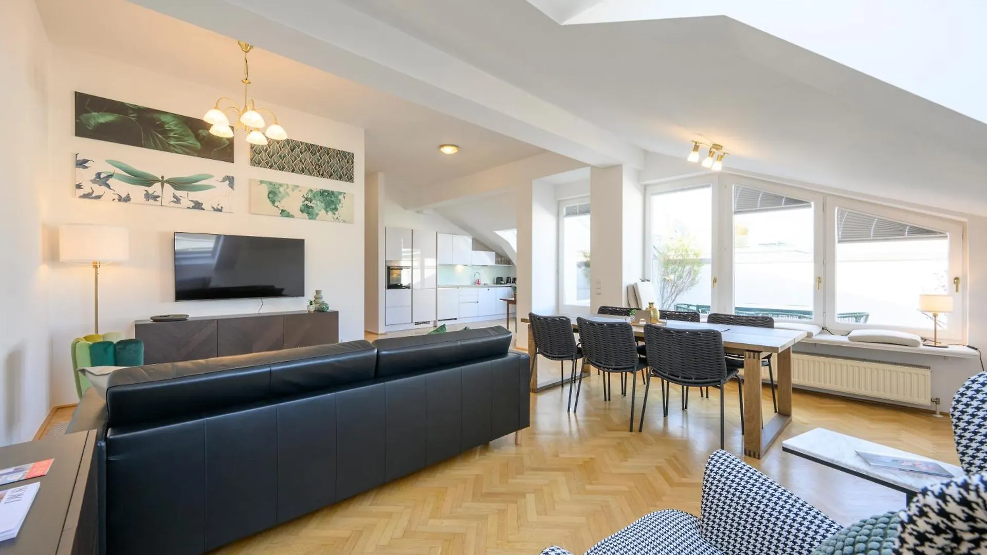 Apartment Vienna Rooftop Haven 120M, 3Br, Terrace, City Views! Austria